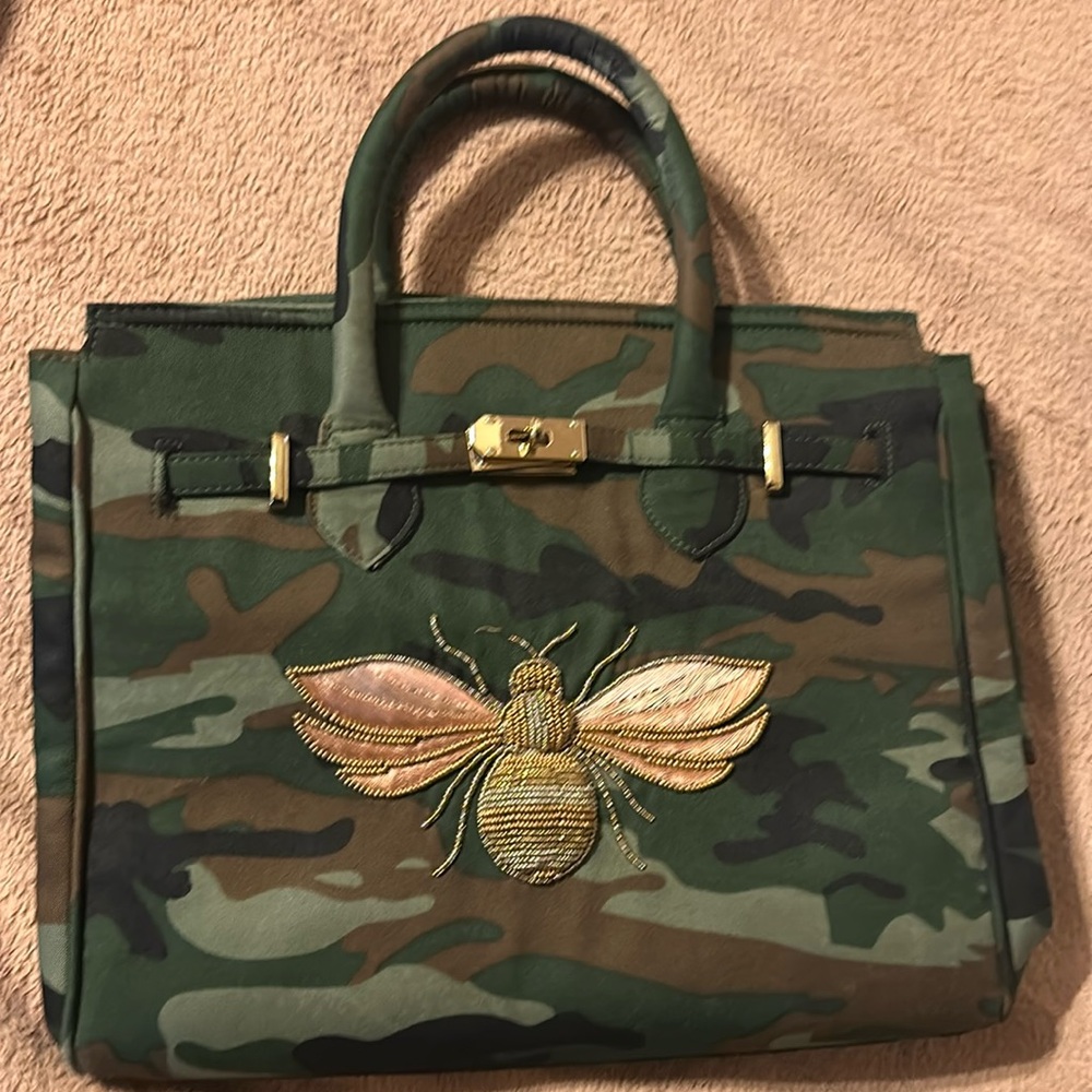 Camo Honeybee Cloth Handbag
